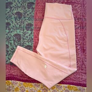 NWOT Fabletics PINK legging, 7/8 length, power hold, large, SO CUTE! Pls read!
